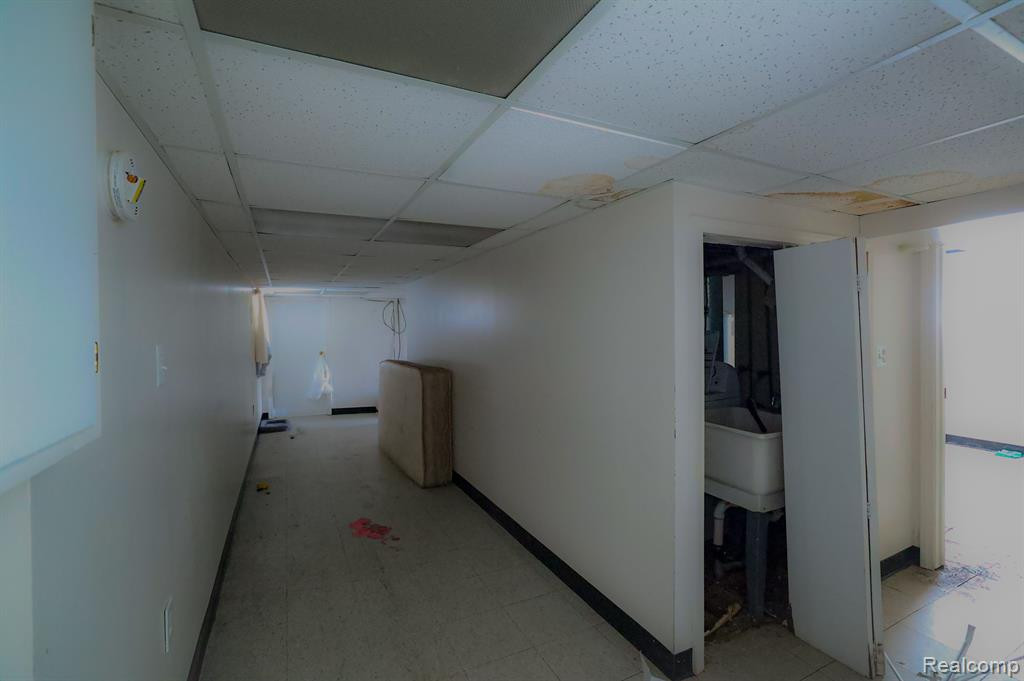 9507 CONANT Street, Hamtramck, MI 48212 — Photo 11