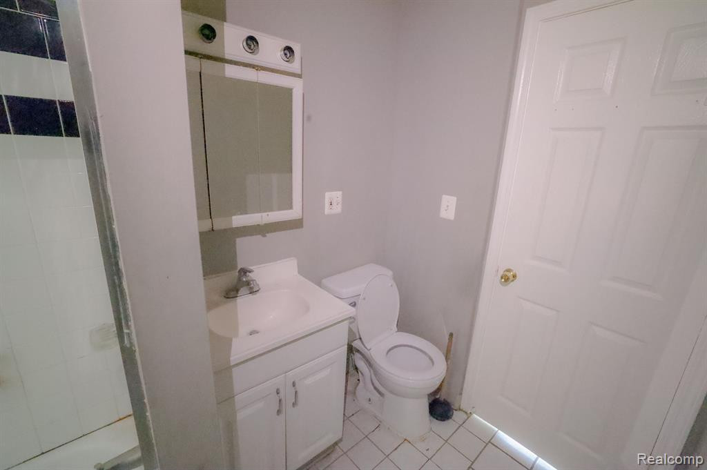 9507 CONANT Street, Hamtramck, MI 48212 — Photo 12