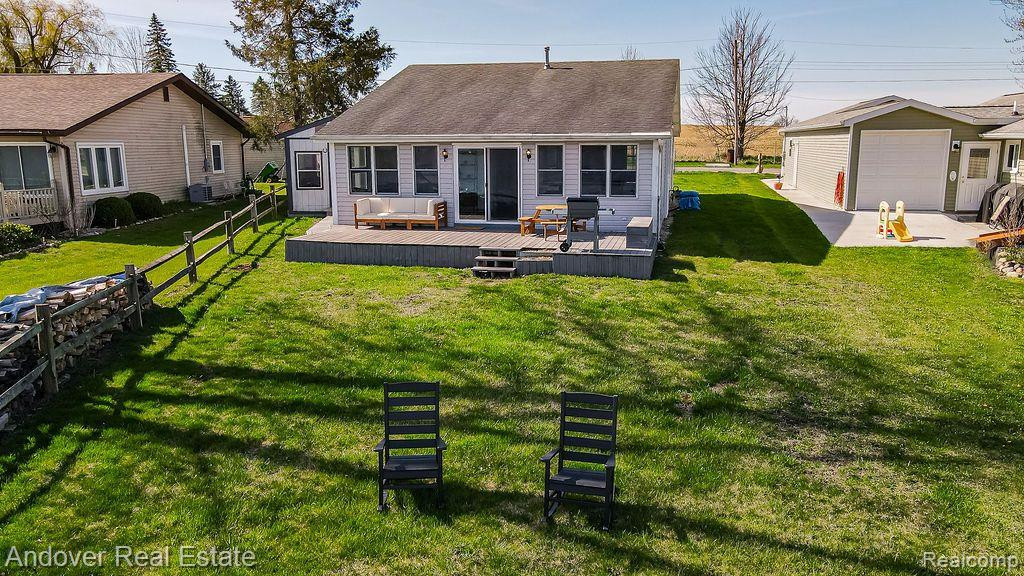 602 VALENTINE Lane, Hudson, MI 49247 — Photo 3