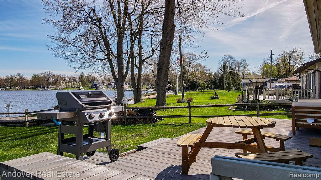 602 VALENTINE Lane, Hudson, MI 49247 — Photo 6