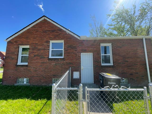 7559 RUTHERFORD Street, Detroit, MI 48228 — Photo 18