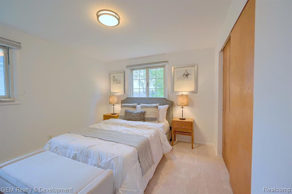 754 LAGUNA Drive, Wolverine Lake, MI 48390 — Photo 21