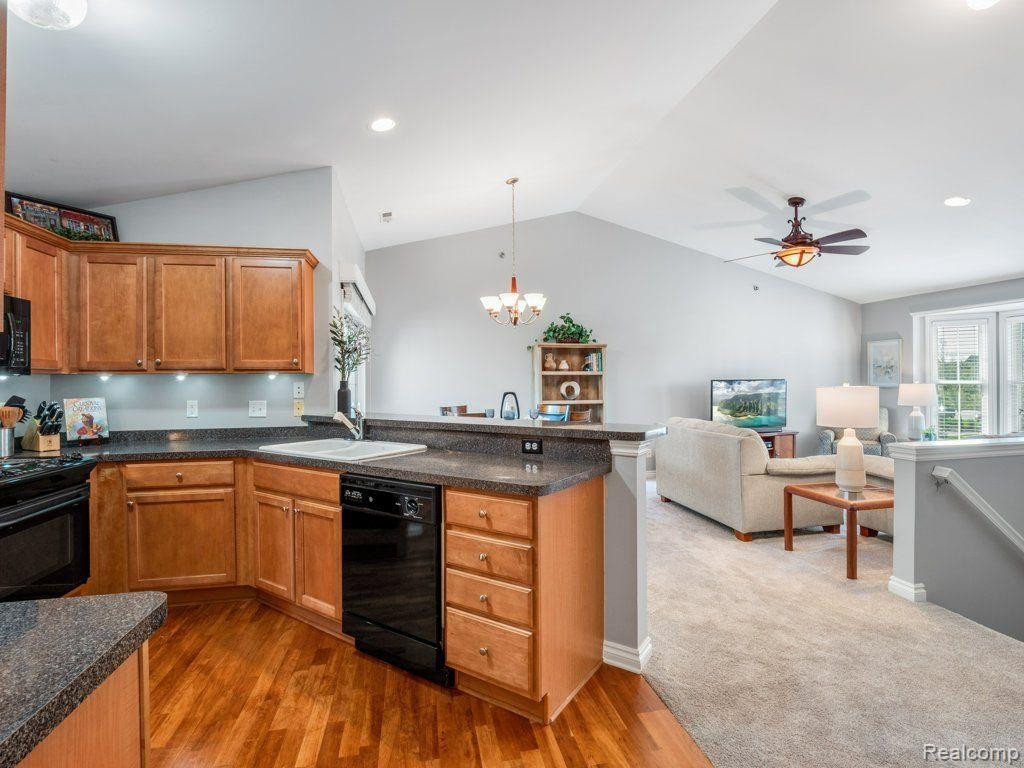 45599 GRAYSTONE Lane, Canton, MI 48187 — Photo 3