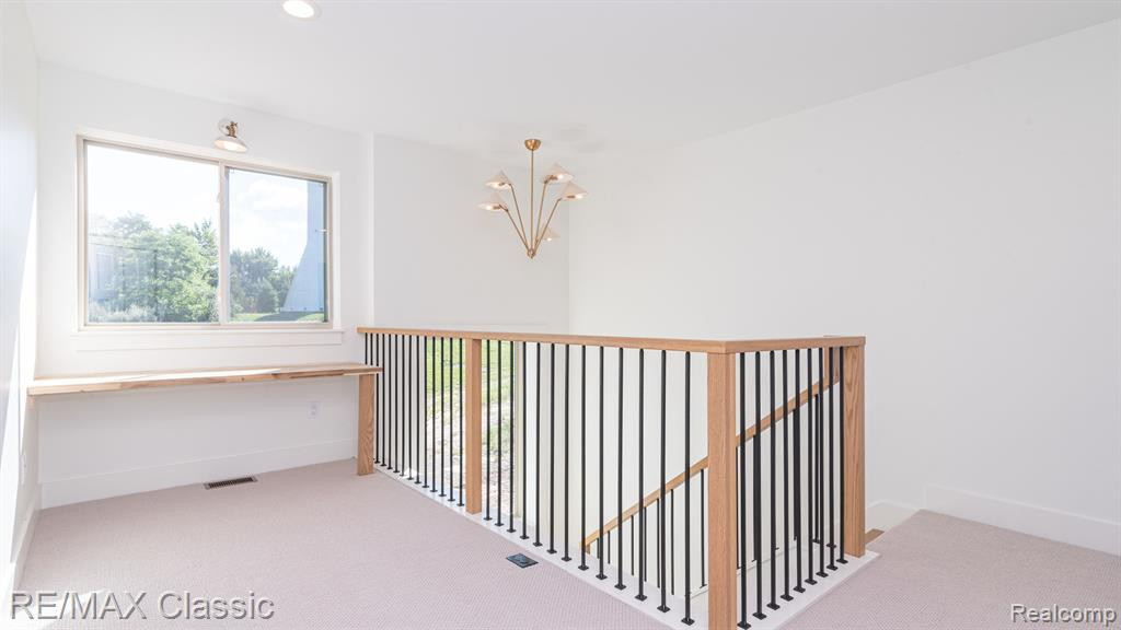 8220 STONEY CREEK Drive, Unit 22, South Lyon, MI 48178 — Photo 57