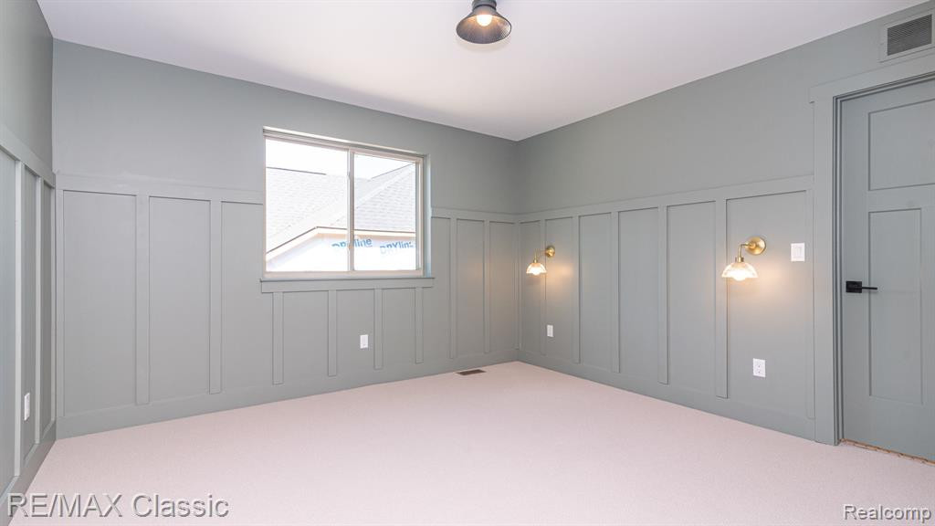 8220 STONEY CREEK Drive, Unit 22, South Lyon, MI 48178 — Photo 58
