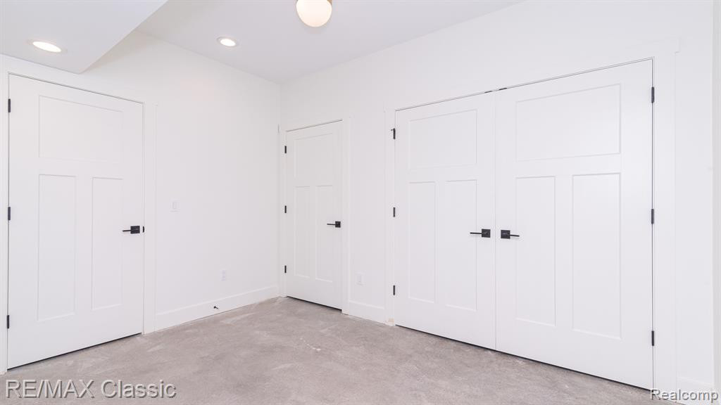 8220 STONEY CREEK Drive, Unit 22, South Lyon, MI 48178 — Photo 78