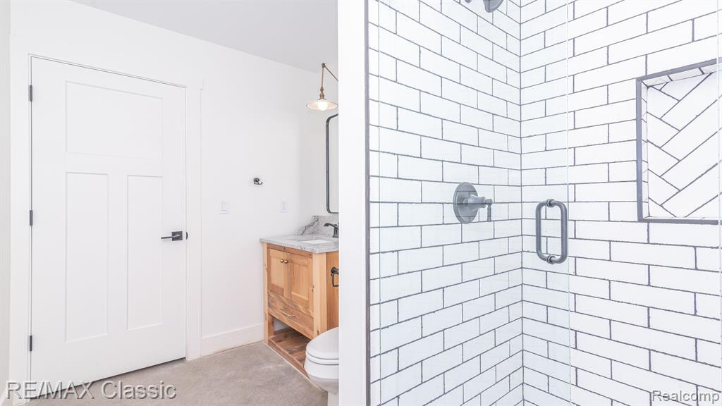 8220 STONEY CREEK Drive, Unit 22, South Lyon, MI 48178 — Photo 81
