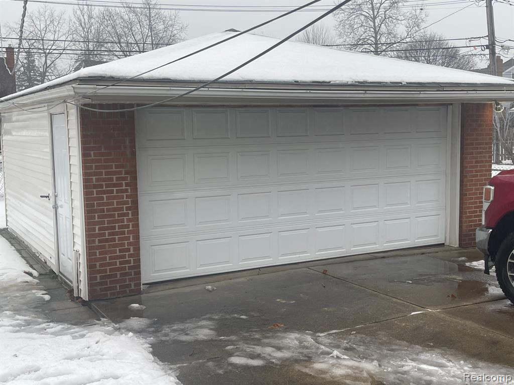 7931 MERRICK Street, Taylor, MI 48180 — Photo 2