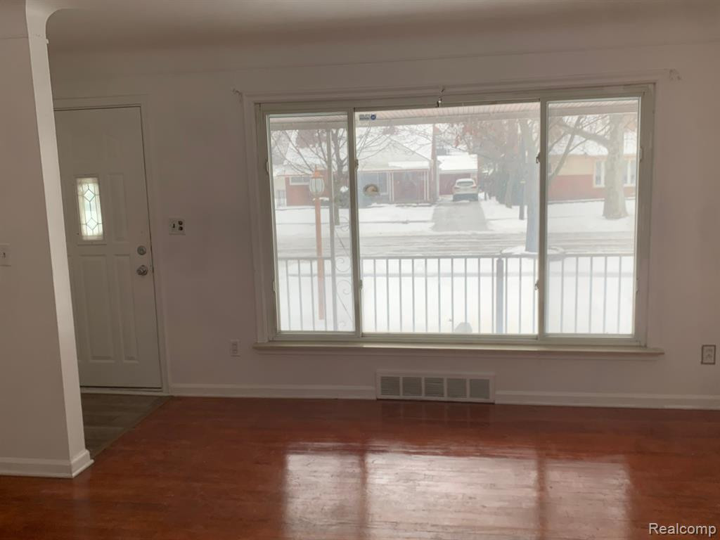 7931 MERRICK Street, Taylor, MI 48180 — Photo 15