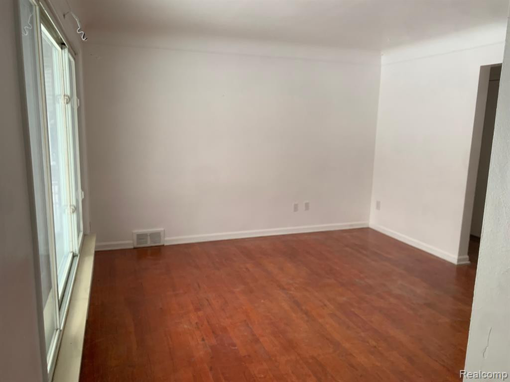7931 MERRICK Street, Taylor, MI 48180 — Photo 16