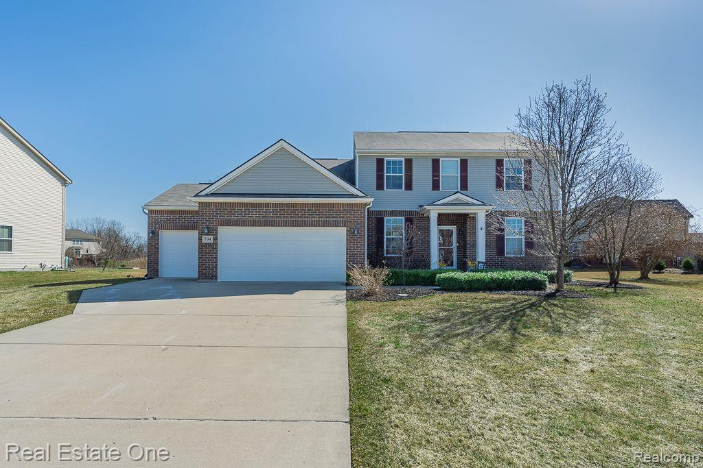 794 WYNSTONE Circle S, Oakland, MI — front exterior