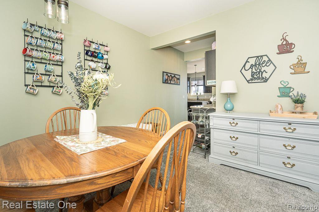 794 WYNSTONE Circle S, Oakland, MI — Photo 5