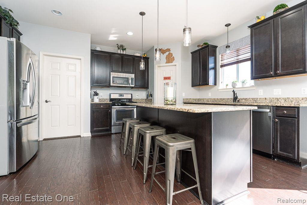 794 WYNSTONE Circle S, Oakland, MI — Photo 13