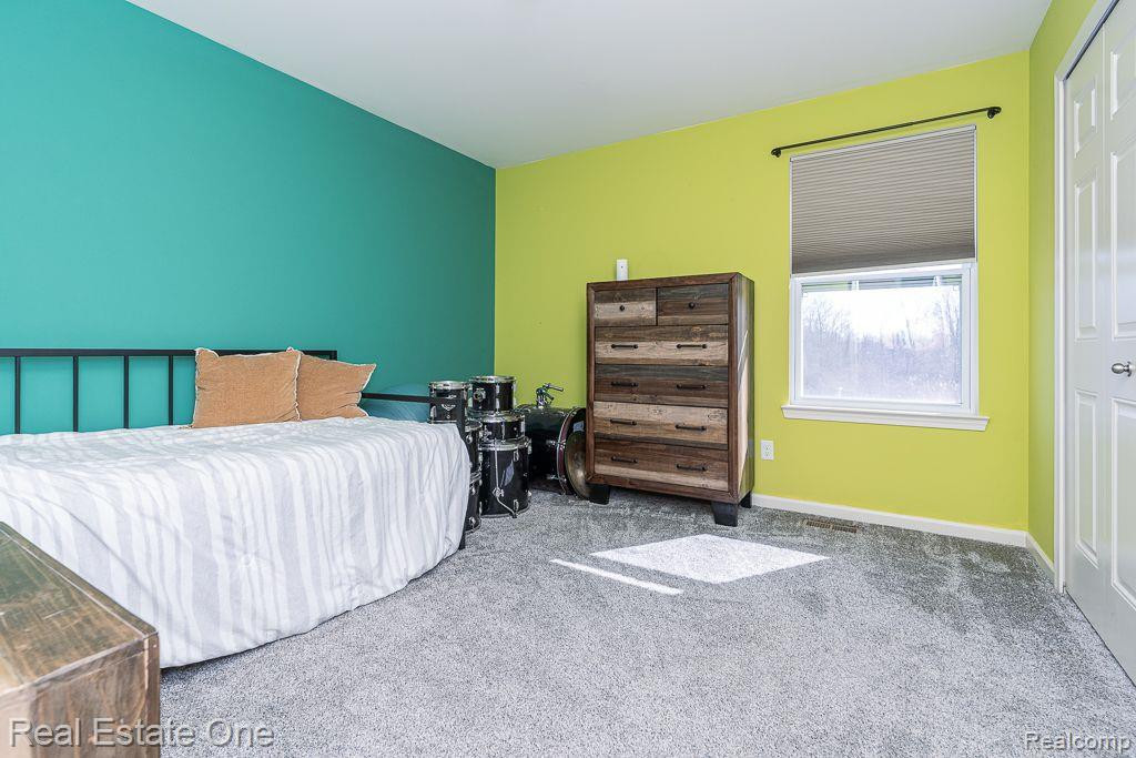 794 WYNSTONE Circle S, Oakland, MI — Photo 23