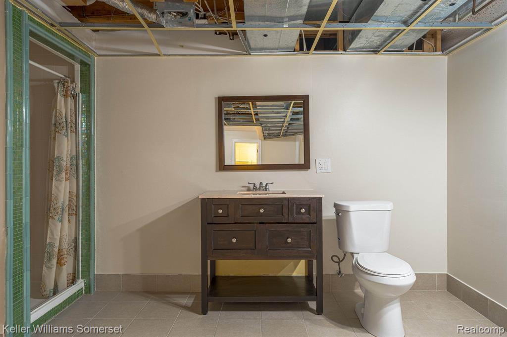 6879 John R Road, Troy, MI 48085 — Photo 43