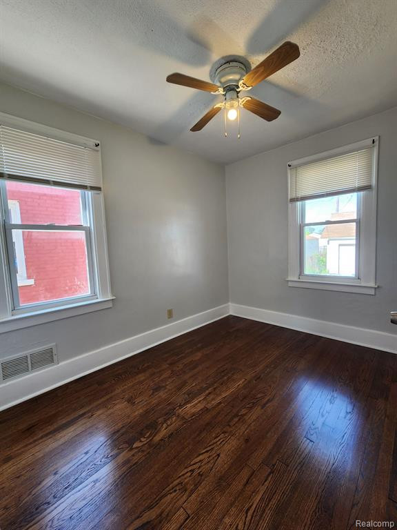 6951 PINEHURST Street, Dearborn, MI 48126 — Photo 6