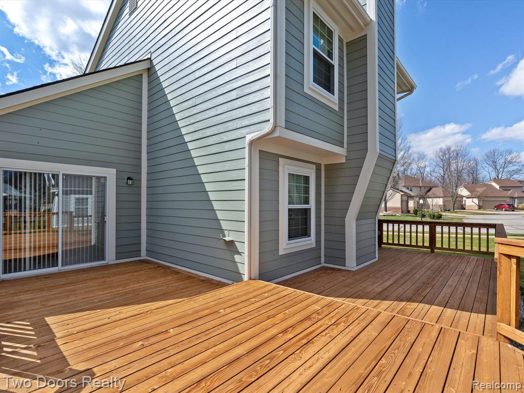 41305 CORNELL Drive, Novi, MI 48377 — Photo 6