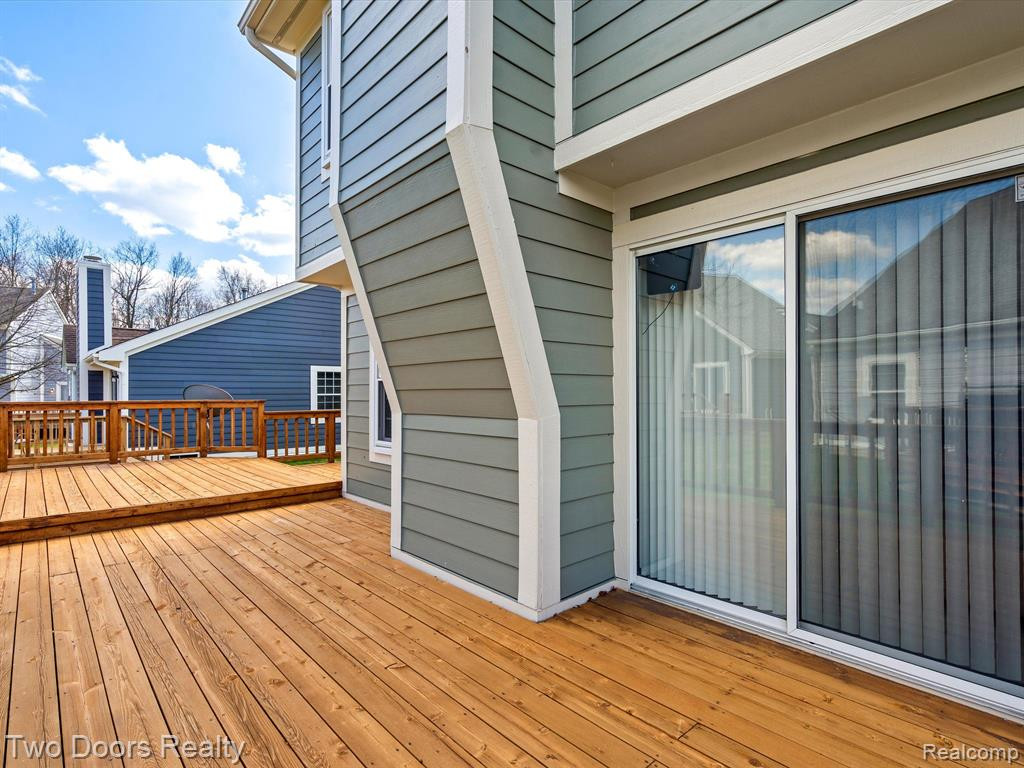 41305 CORNELL Drive, Novi, MI 48377 — Photo 7