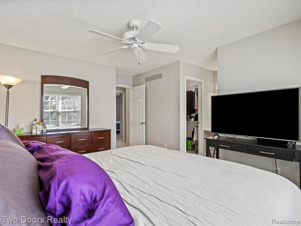 41305 CORNELL Drive, Novi, MI 48377 — Photo 24