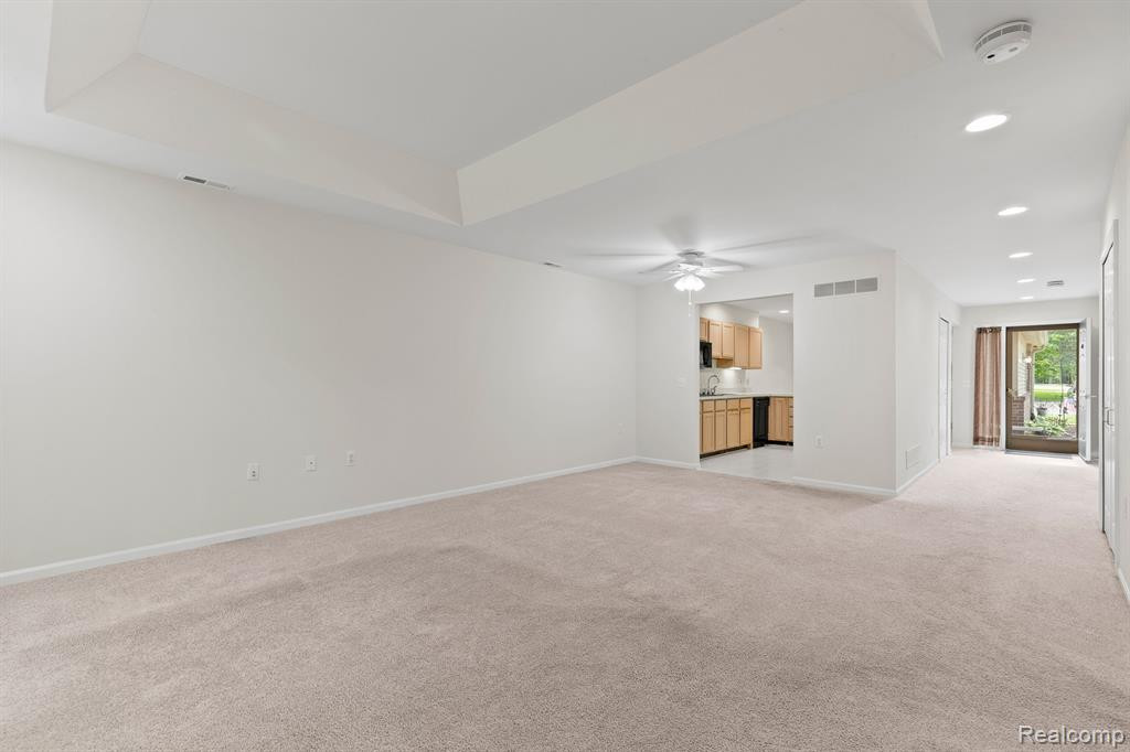 21336 MULBERRY Court, 51, Farmington Hills, MI 48336 — Photo 13