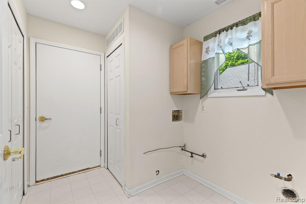 21336 MULBERRY Court, 51, Farmington Hills, MI 48336 — Photo 22