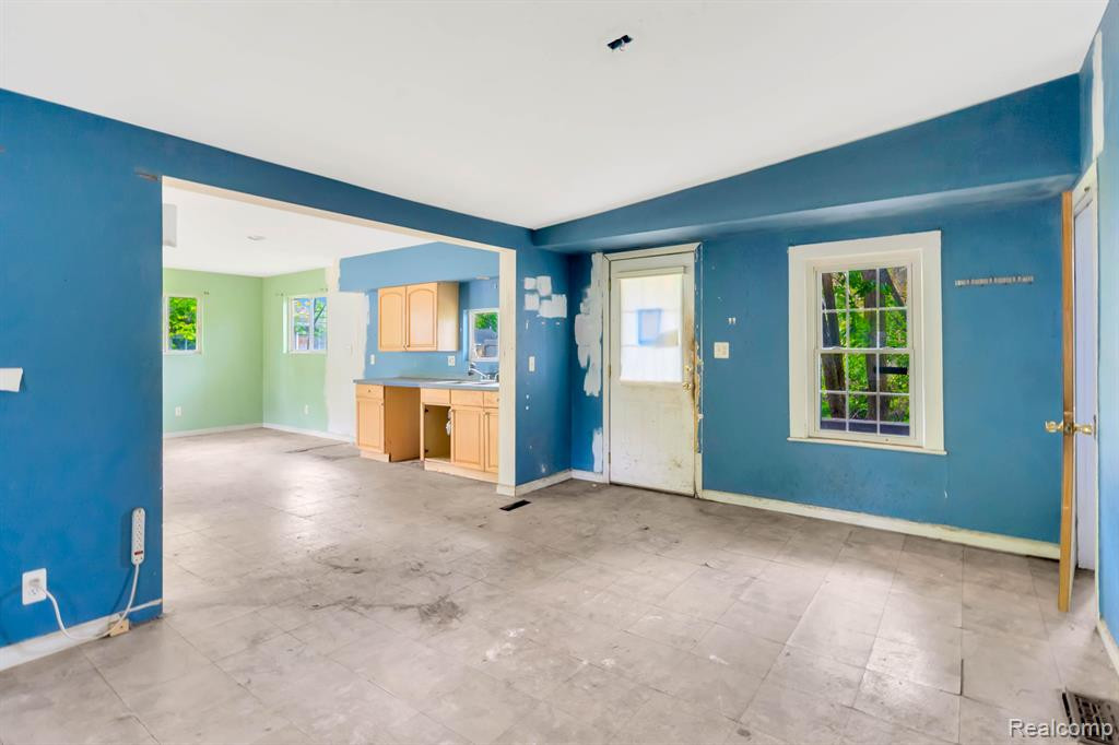 507 OSBAND Street, Ypsilanti, MI 48198 — Photo 9