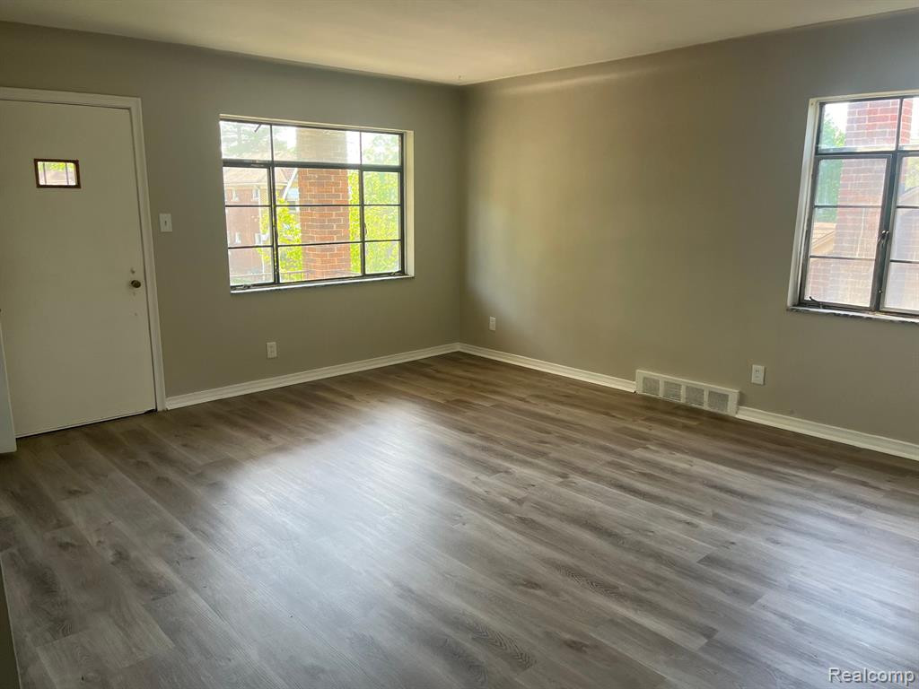 8101 INDIANA Street, Detroit, MI 48204 — Photo 5