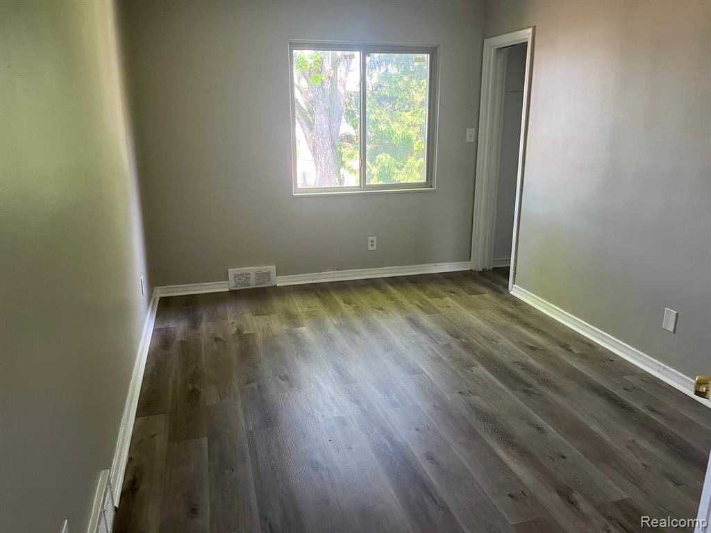 8101 INDIANA Street, Detroit, MI 48204 — Photo 7