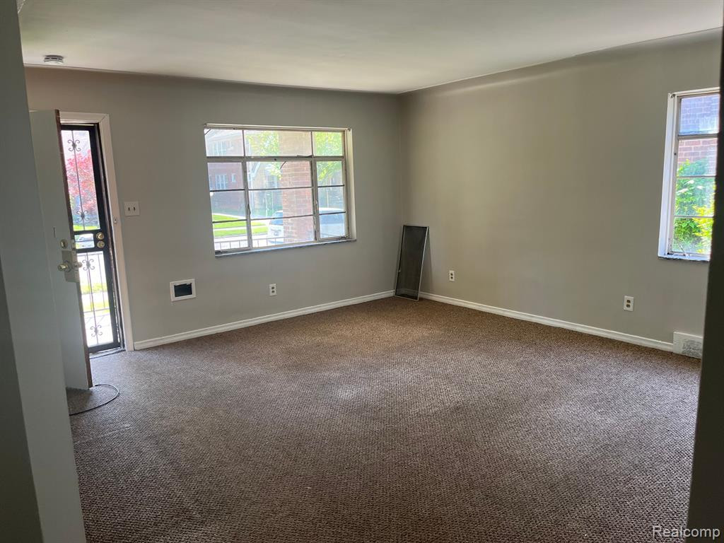 8101 INDIANA Street, Detroit, MI 48204 — Photo 11