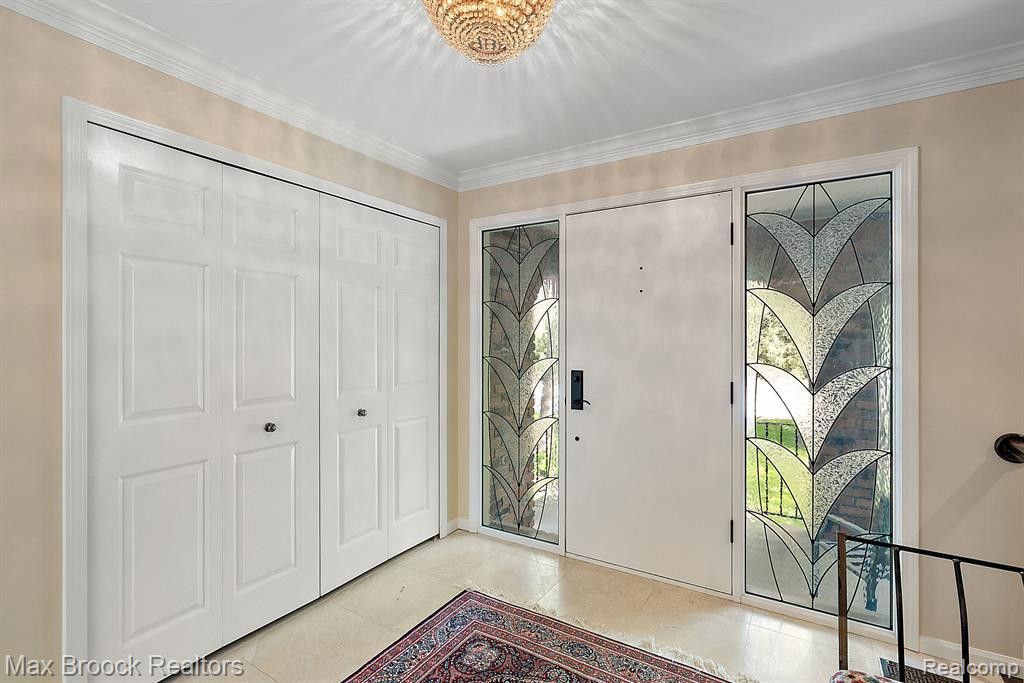 4037 HIDDEN WOODS Drive, Bloomfield Hills, MI 48301 — Photo 3