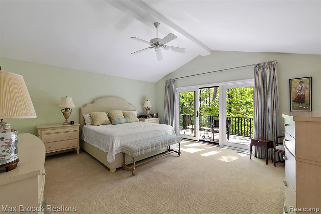 4037 HIDDEN WOODS Drive, Bloomfield Hills, MI 48301 — Photo 11