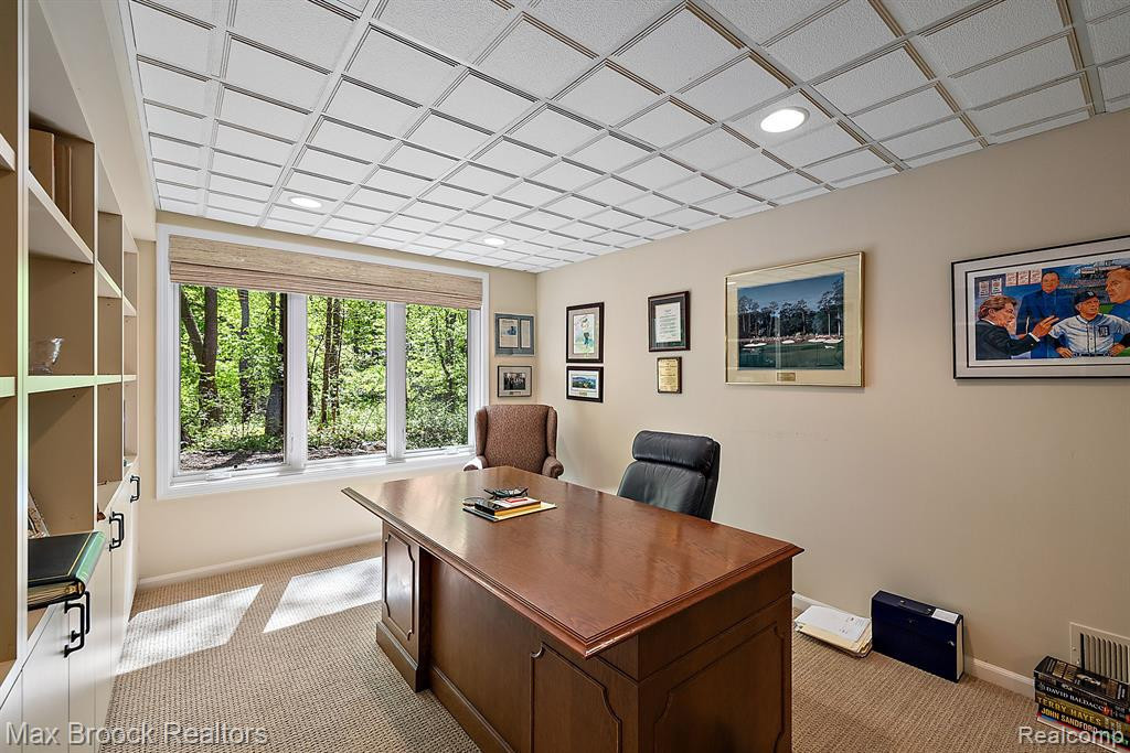 4037 HIDDEN WOODS Drive, Bloomfield Hills, MI 48301 — Photo 25