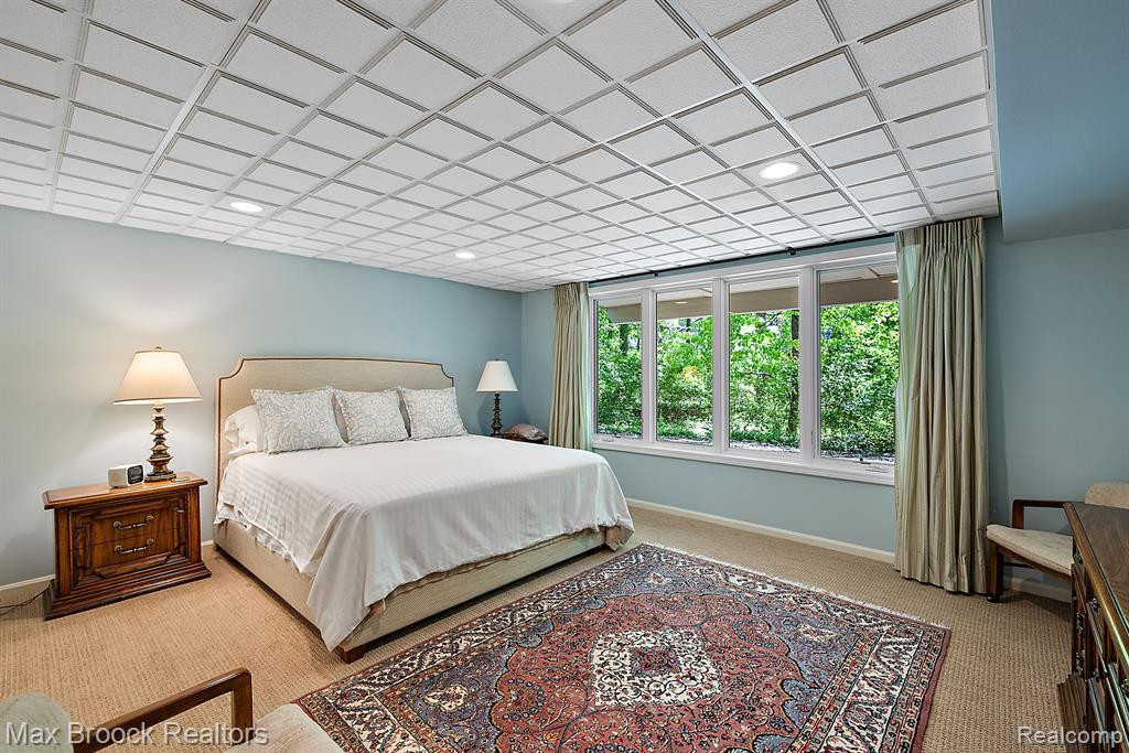 4037 HIDDEN WOODS Drive, Bloomfield Hills, MI 48301 — Photo 27