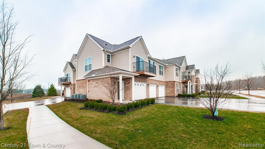 9864 Ridge Run Street, 43, Howell, MI 48855 — Photo 3
