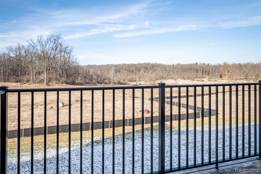 9993 RIDGE RUN Street, Howell, MI 48855 — Photo 2