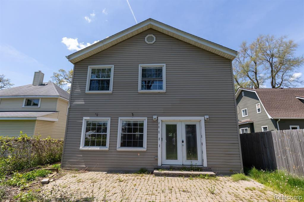 72 N North Shore, Lake Orion, MI 48362 — Photo 2