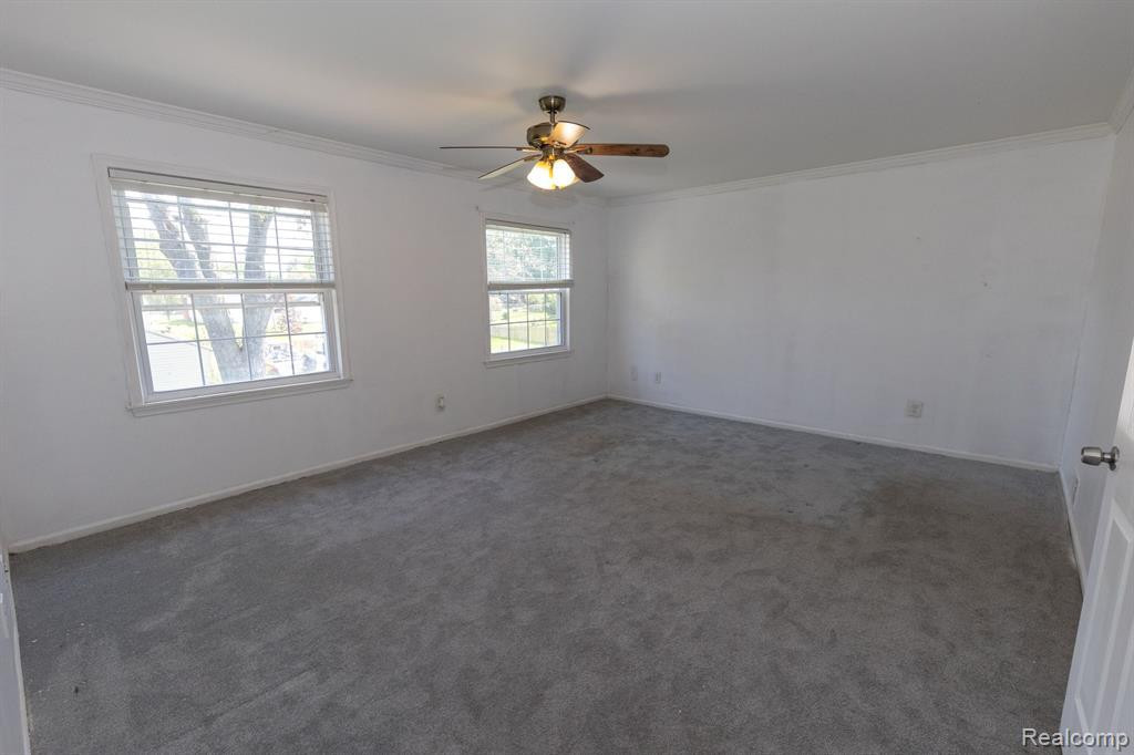 72 N North Shore, Lake Orion, MI 48362 — Photo 16