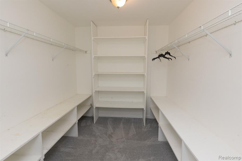 72 N North Shore, Lake Orion, MI 48362 — Photo 17