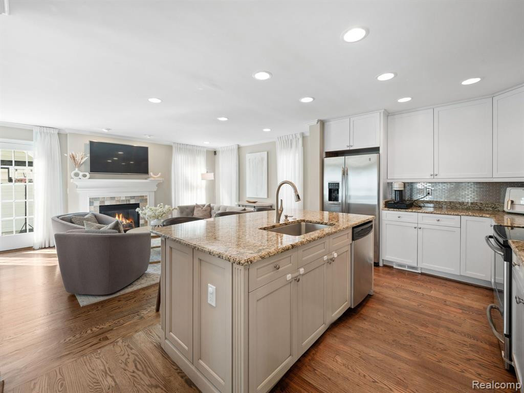 694 Chapin Avenue, Birmingham, MI 48009 — Photo 11