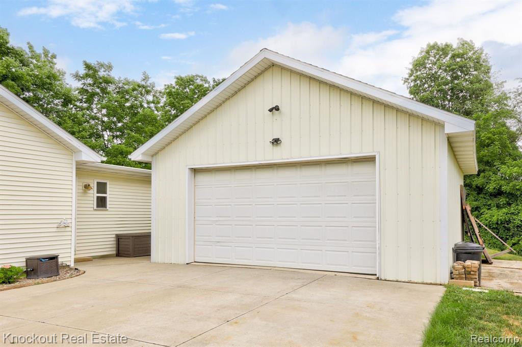 8409 EAST Street, Millington, MI 48746 — Photo 38