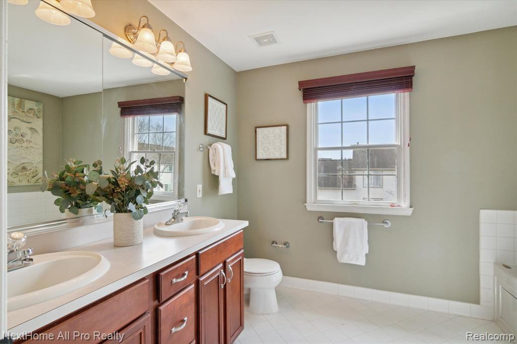 1165 CANTOR Lane, South Lyon, MI 48178 — Photo 31
