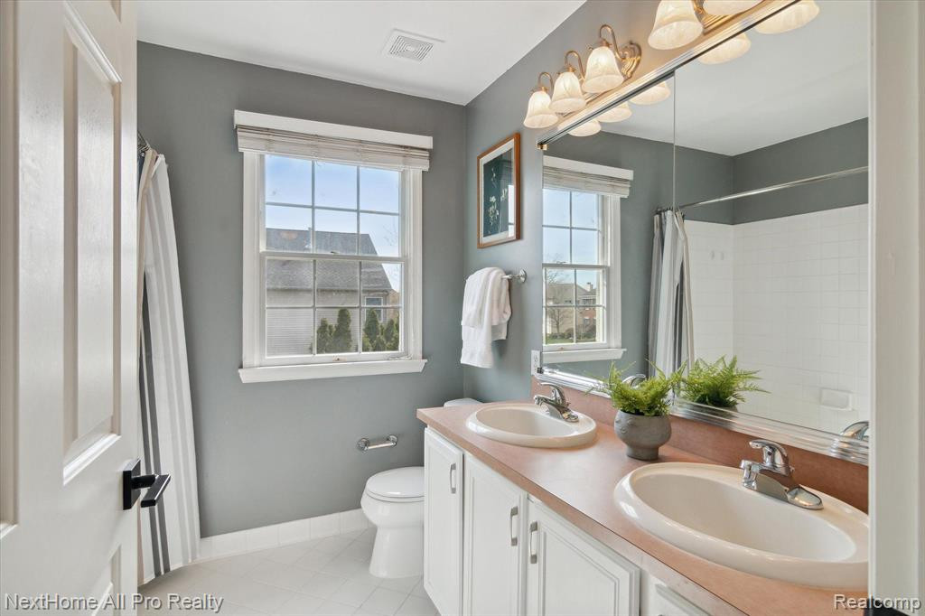 1165 CANTOR Lane, South Lyon, MI 48178 — Photo 35