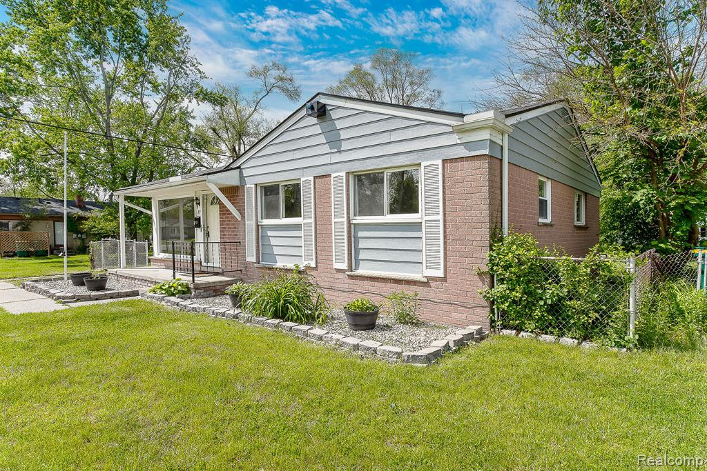 770 OSWEGO Avenue, Ypsilanti, MI 48198 — Photo 6