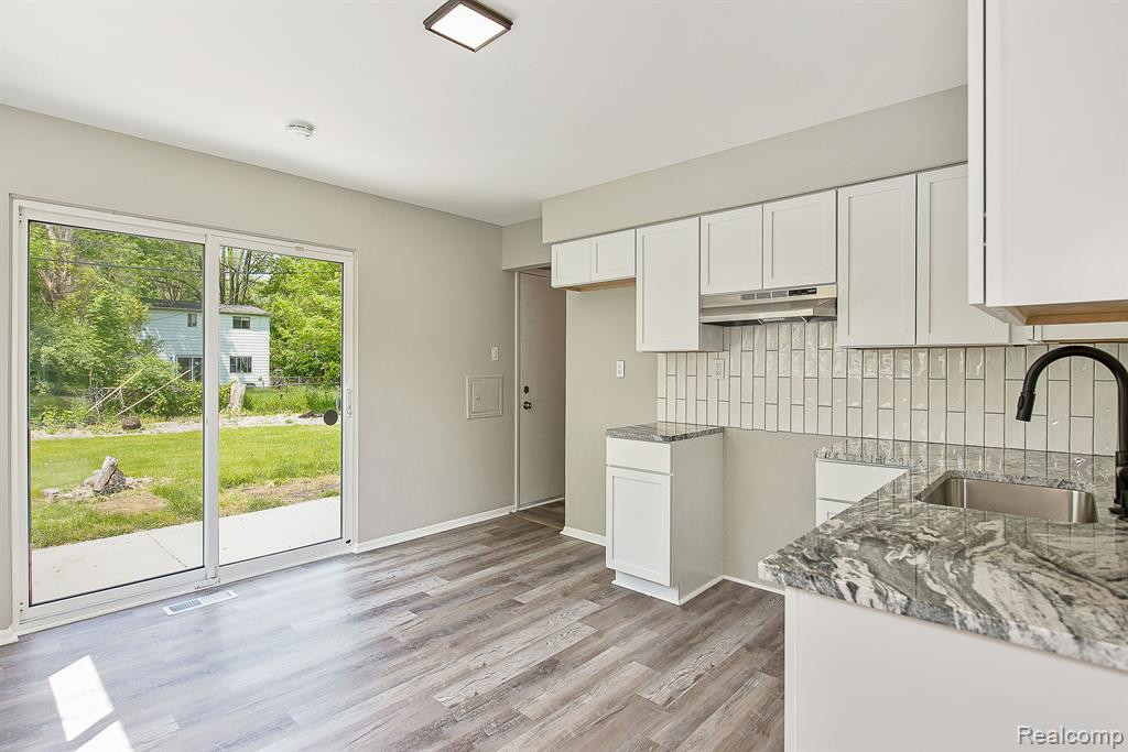 770 OSWEGO Avenue, Ypsilanti, MI 48198 — Photo 11