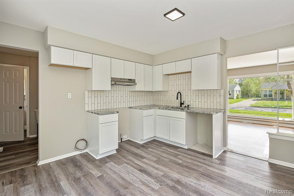 770 OSWEGO Avenue, Ypsilanti, MI 48198 — Photo 12