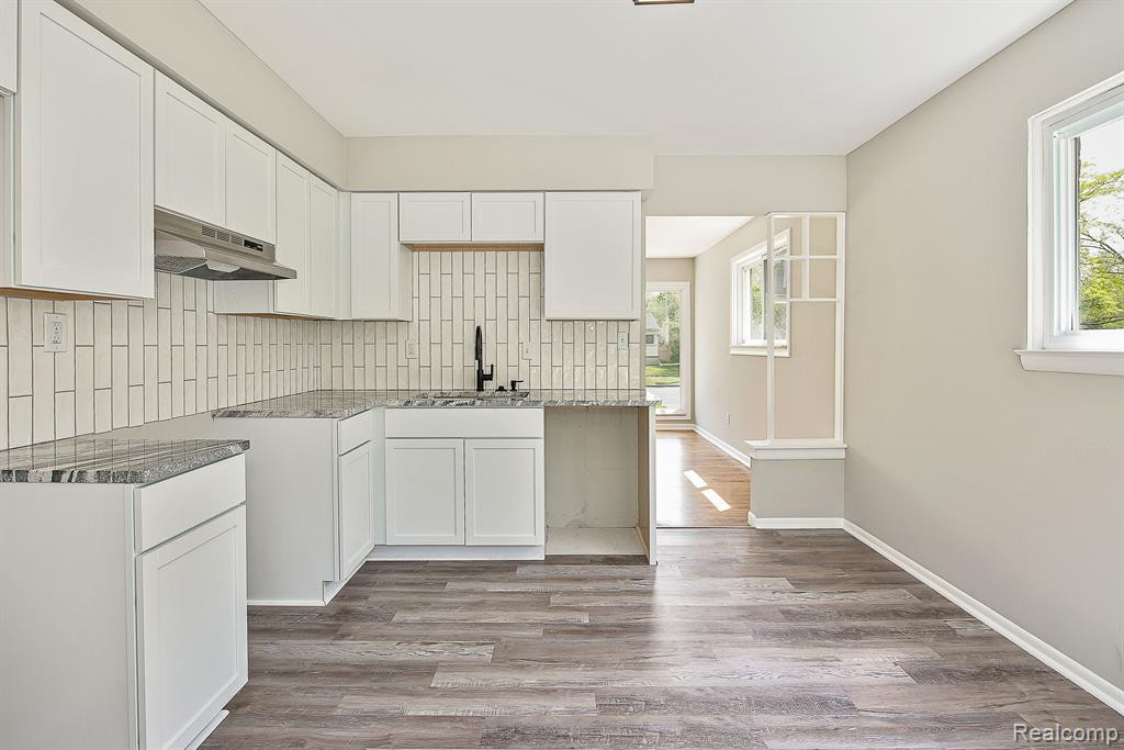 770 OSWEGO Avenue, Ypsilanti, MI 48198 — Photo 13