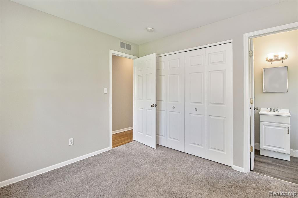 770 OSWEGO Avenue, Ypsilanti, MI 48198 — Photo 20