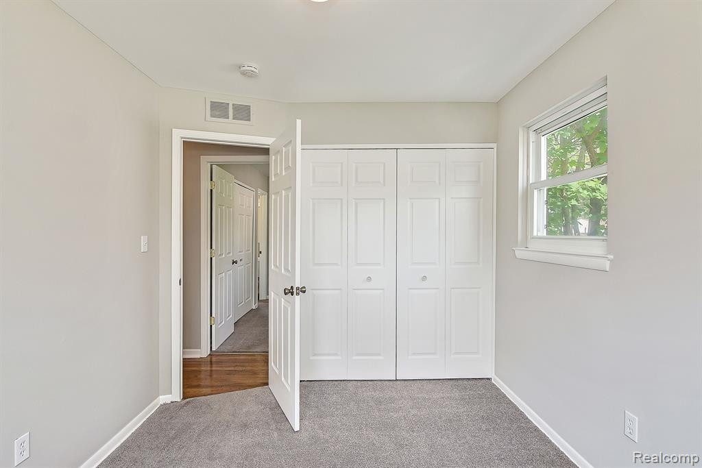 770 OSWEGO Avenue, Ypsilanti, MI 48198 — Photo 23