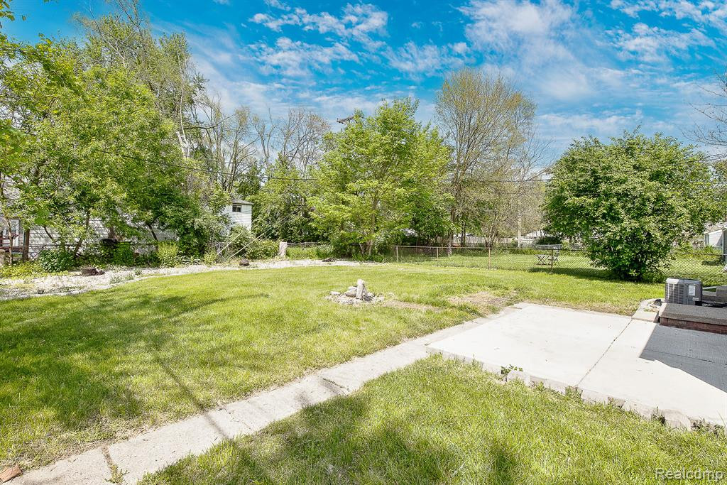 770 OSWEGO Avenue, Ypsilanti, MI 48198 — Photo 31