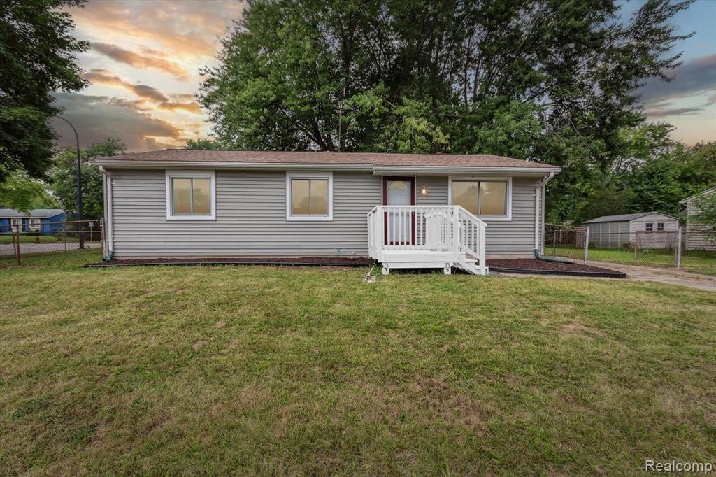 3 Faust, Ann Arbor, MI 48108 — front exterior